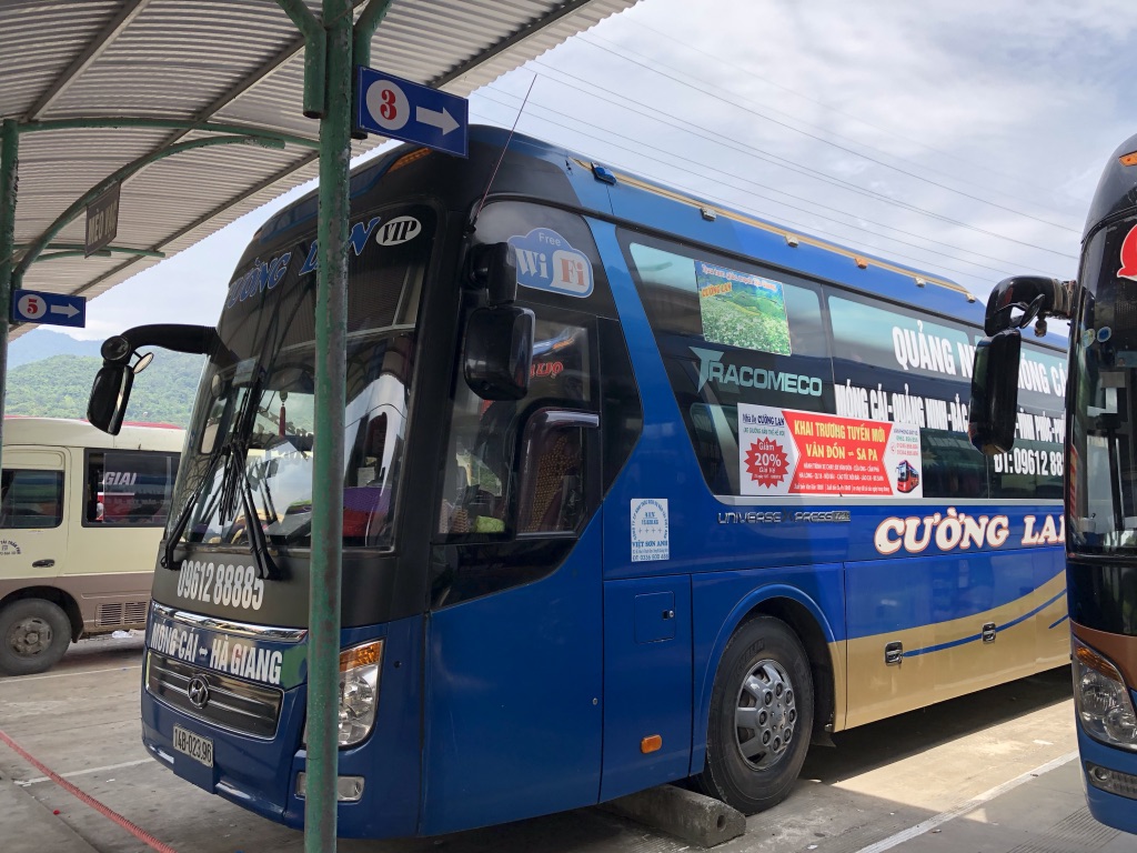 Bus Halong to Ha Giang
