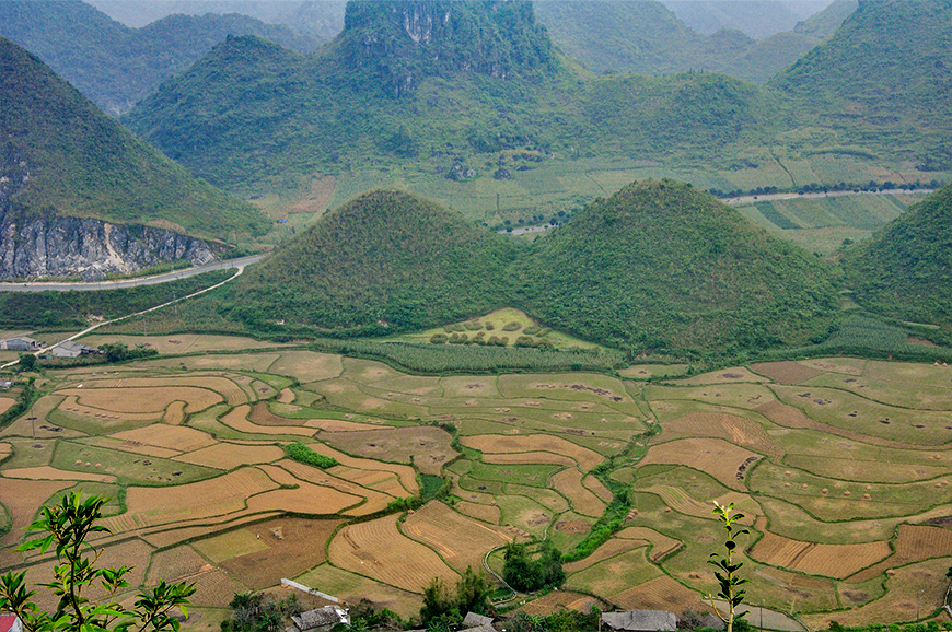 quan-ba-twin-mountain