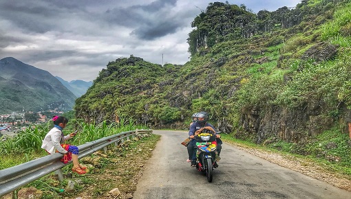 Ha Giang Motorbike Tour 2 Days 1 Night